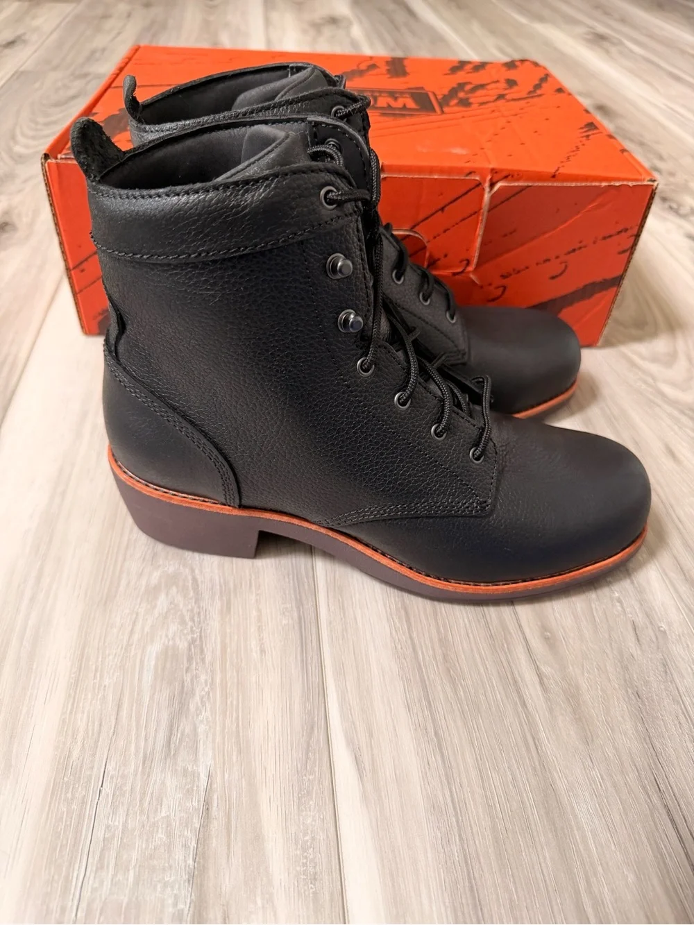 NEW WORX by Red Wing 5126 Steel Toe EH Work Boots Women’s 9M Leather